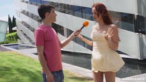 La entrevista de jordi el niño polla xxx a una zorra muy cachonda