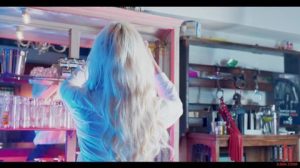 La enfermera del drtuber video extraña mucho a su novia tetona